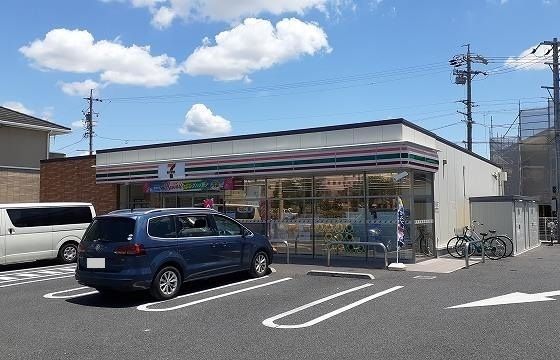 コンビニ　セブンイレブン　柏森駅南店（コンビニ）まで600m