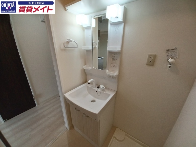 洗面設備　別部屋参考写真