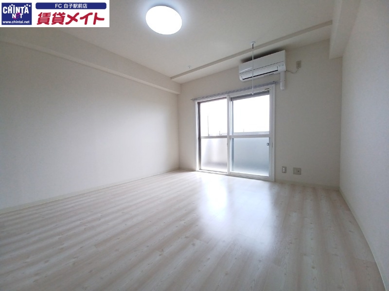 居室・リビング　別部屋参考写真