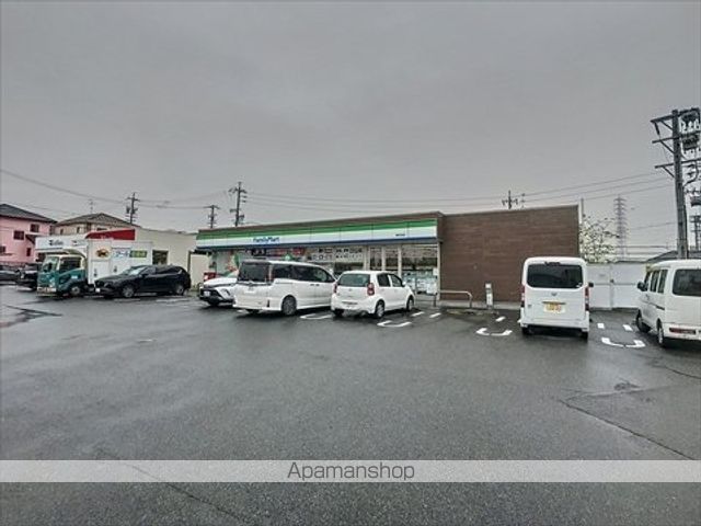 コンビニ　ファミリーマート緑花台店（コンビニ）まで114m