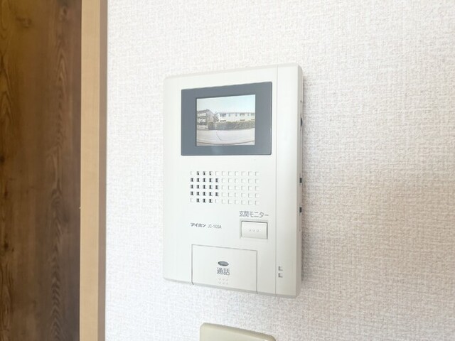 セキュリティ　モニター付きインターホン