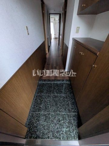 オーベルグランディオ八千代中央参番館の玄関写真
