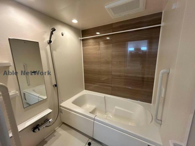 バス・シャワールーム　※別部屋参考写真