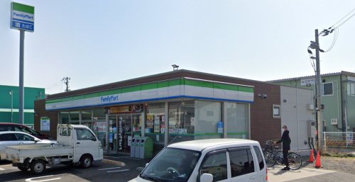 コンビニ　ファミリーマート門真江端東店（コンビニ）まで1933m