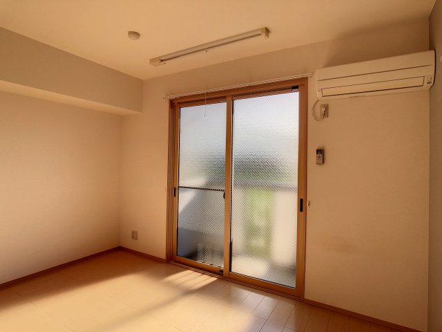 その他部屋・スペース　約8帖のお部屋です！