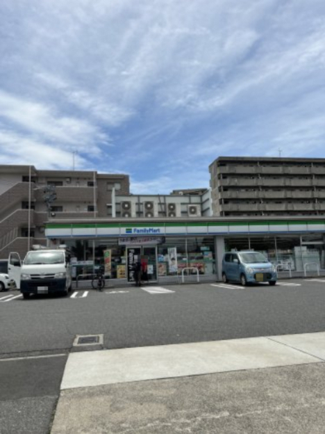 コンビニ　ファミリーマート 助光二丁目店（コンビニ）まで383m