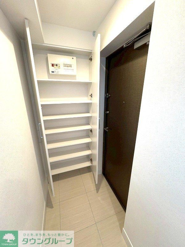玄関　収納