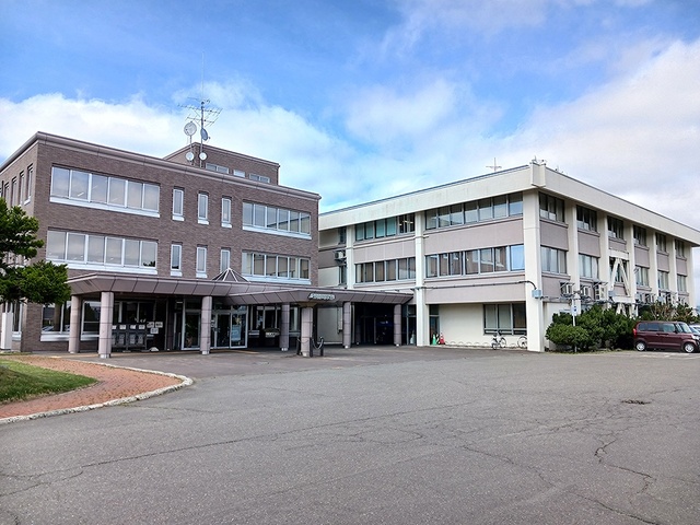 役所　栗山町庁舎（役所）まで1650m
