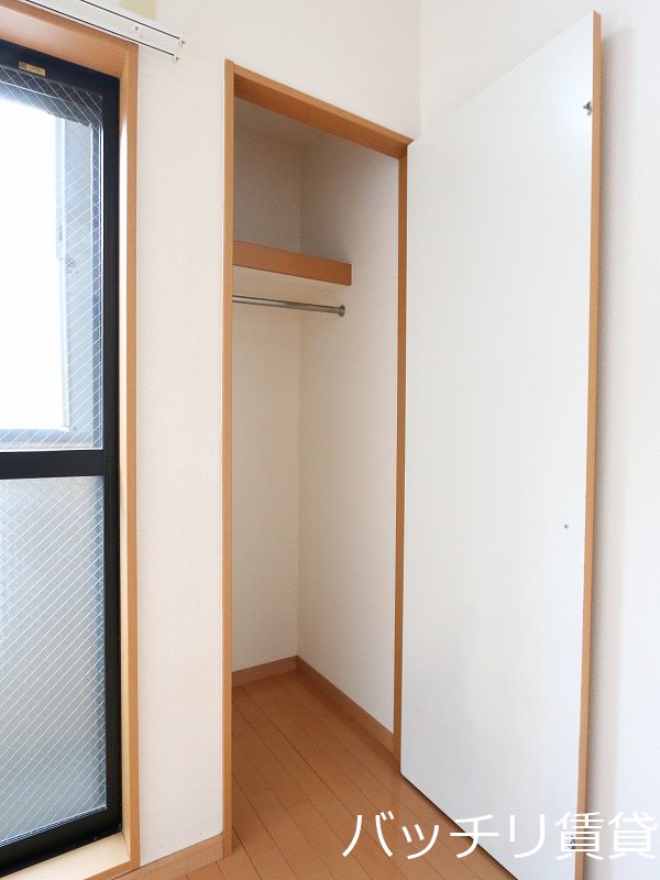 収納　同型タイプの為、現状を優先致します。