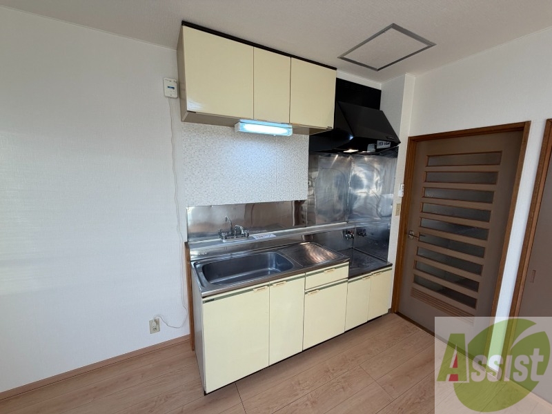 キッチン　シンプルで使いやすいキッチンになっています！