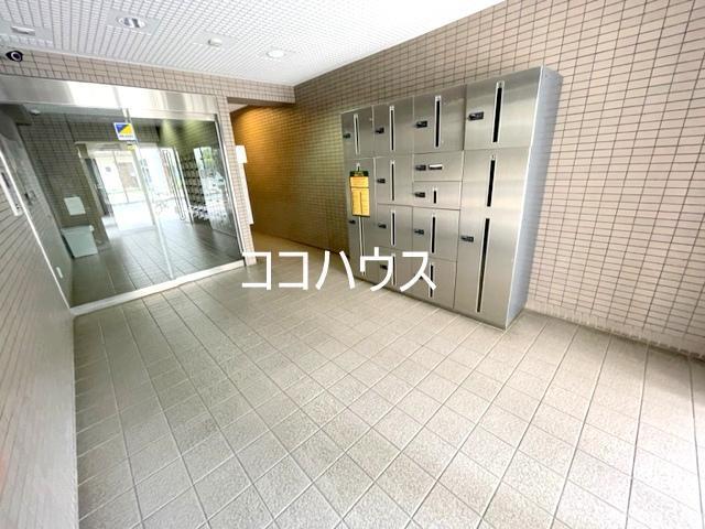 ロビー　防犯カメラあります