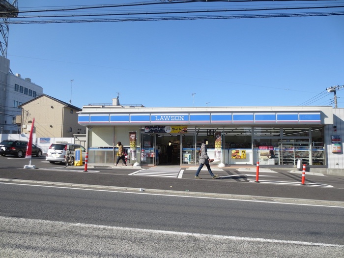 ドラックストア　ローソン（ドラッグストア）まで389m