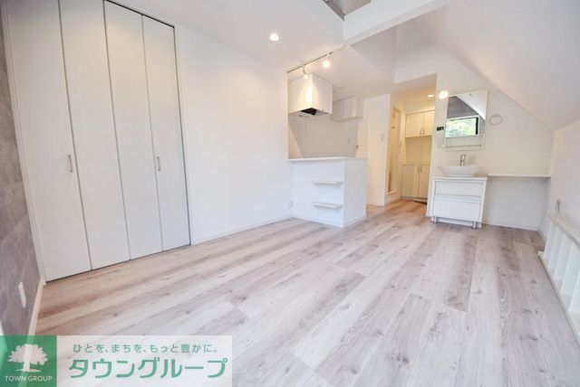 居室・リビング　お部屋探しはタウンハウジング稲毛店まで！ＴＥＬ：043-…
