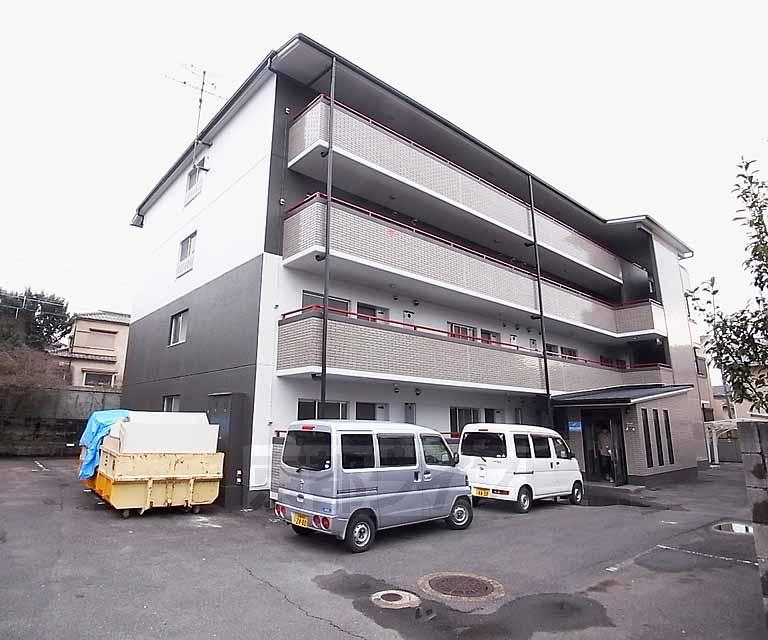 建物外観　水道代込です。