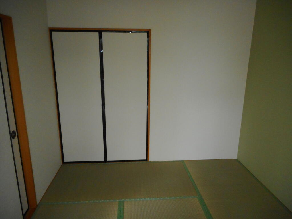 アパル日の出の内装写真