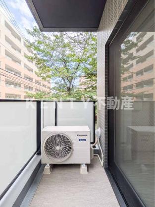 バルコニー　外からの目が気にならないバルコニーで洗濯物が干せます