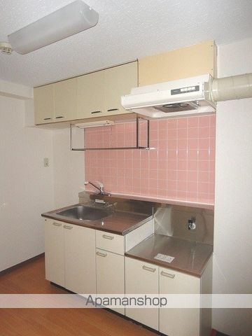 ＪＲ高山本線 西富山駅 徒歩9分 5階建 築43年のキッチン写真