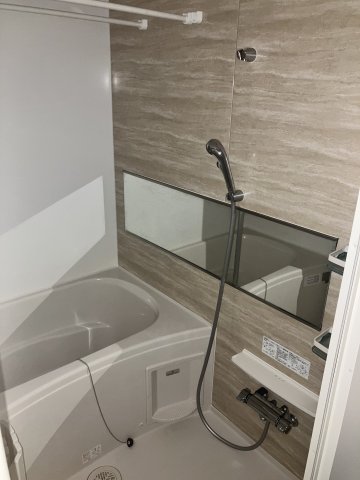 バス・シャワールーム　※他部屋参考写真