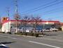 ドラックストア　サンドラッグ敷島店（ドラッグストア）まで496m