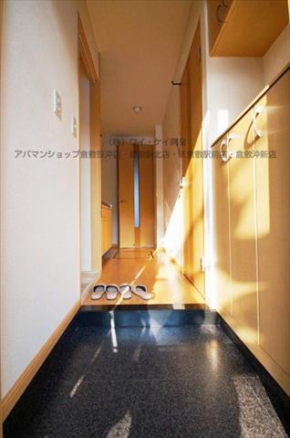 アイディールNの玄関写真