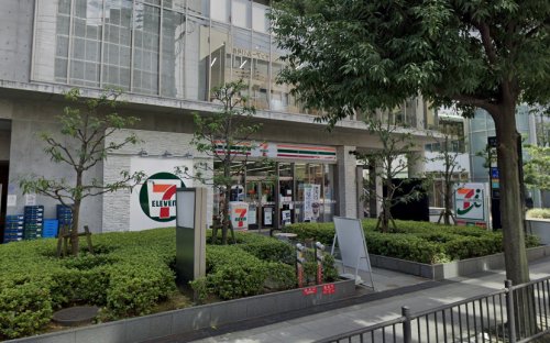 コンビニ　セブンイレブン 堂島リバーフォーラム店（コンビニ）まで125m