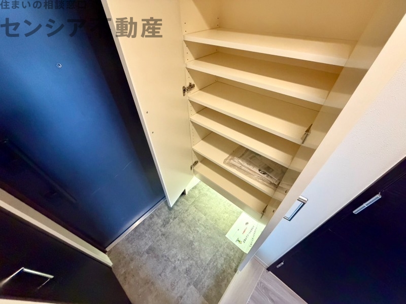 Lasante京橋の玄関写真
