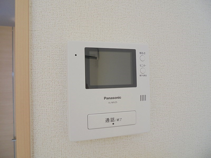 セキュリティ　写真は101号室です（参考）
