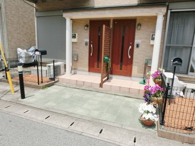 エントランス　エントランス風景になります