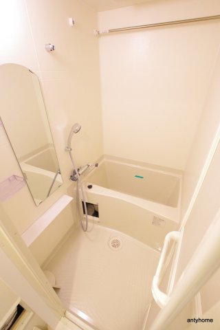 プレサンス立売堀ベルヴィルの風呂写真
