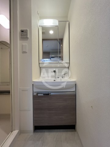 洗面設備　レシオス新大阪NORTH　洗面台