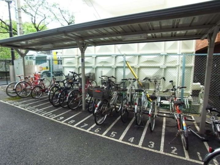 東京メトロ東西線 早稲田駅 徒歩8分 11階建 築27年の外観写真