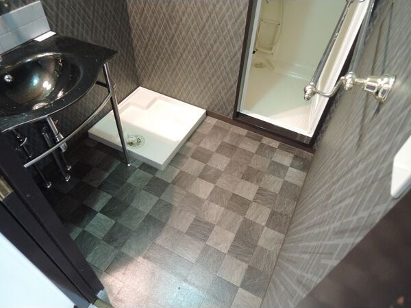ＪＲ東西線 大阪城北詰駅 徒歩7分 8階建 築23年のトイレ写真