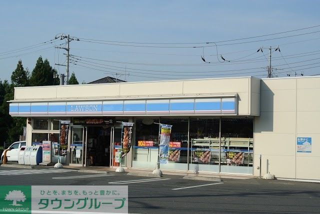 コンビニ　ローソン四街道吉岡店（コンビニ）まで350m