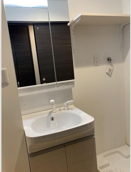 ＪＲ大阪環状線 寺田町駅 徒歩7分 3階建 築6年のトイレ写真