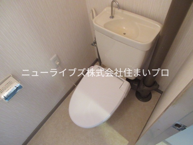京阪本線 寝屋川市駅 徒歩18分 5階建 築45年のトイレ写真