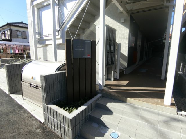 ＪＲ常磐線 柏駅 徒歩13分 3階建 築8年の外観写真