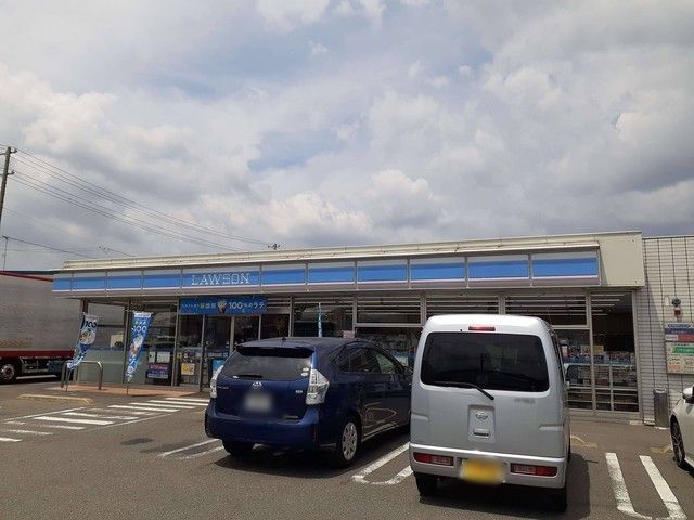 コンビニ　ローソン　トラックターミナル店（コンビニ）まで140m