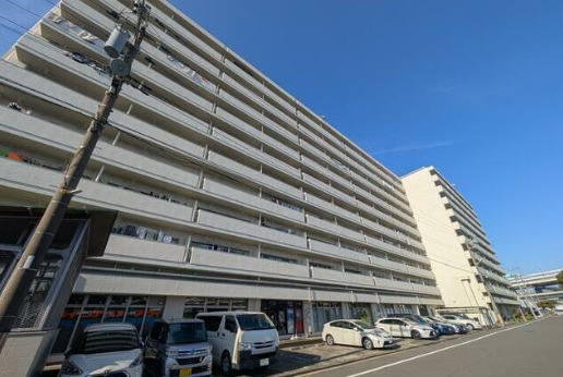 建物外観　マリンハイツ１号館