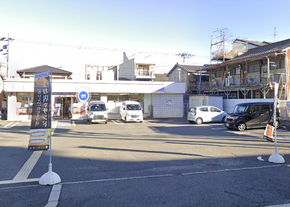 コンビニ　ローソン 東大阪西鴻池一丁目店（コンビニ）まで795m