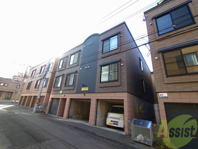 建物外観　札幌市中央区南１０条西「シャイニングスター」