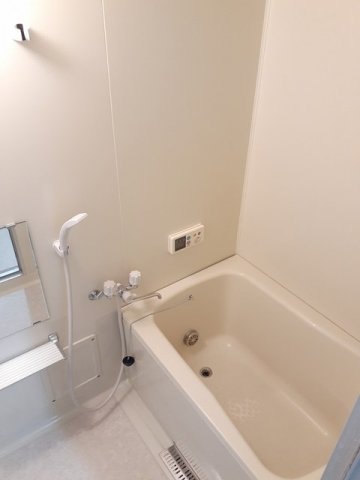 バス・シャワールーム　日々の暮らしに欠かせないお風呂です
