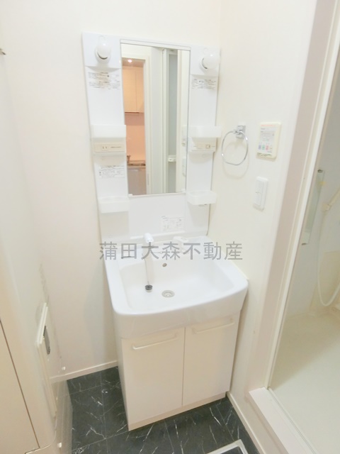 洗面設備　洗面脱衣所　独立洗面台