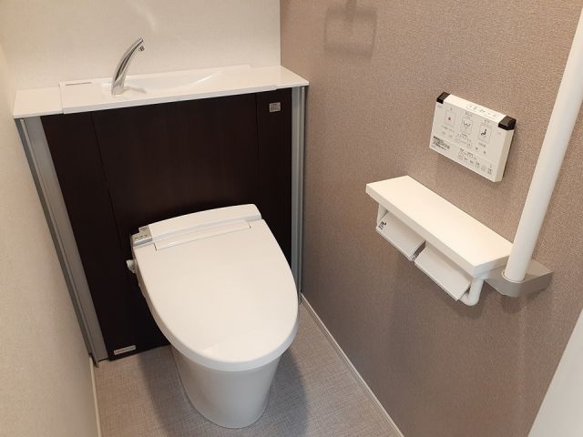 シャルマン昭和町のトイレ写真