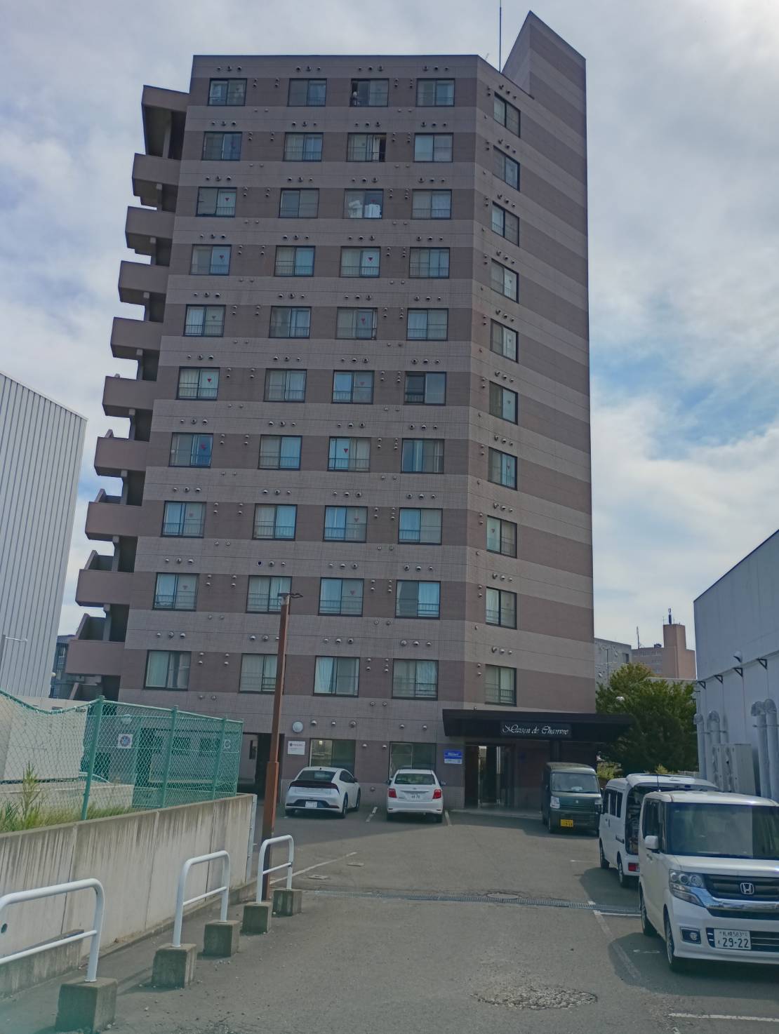 地下鉄東西線 大谷地駅 徒歩8分 築36年