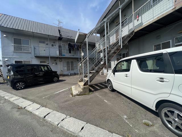 駐車場　駐車場