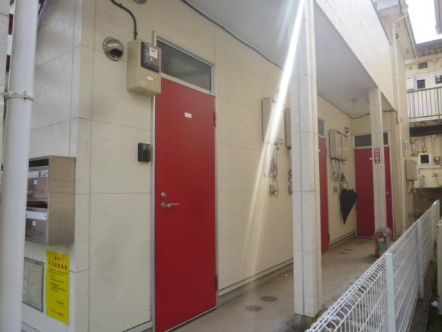 エントランス　★お部屋探しは株式会社タウンハウジング東京まで★