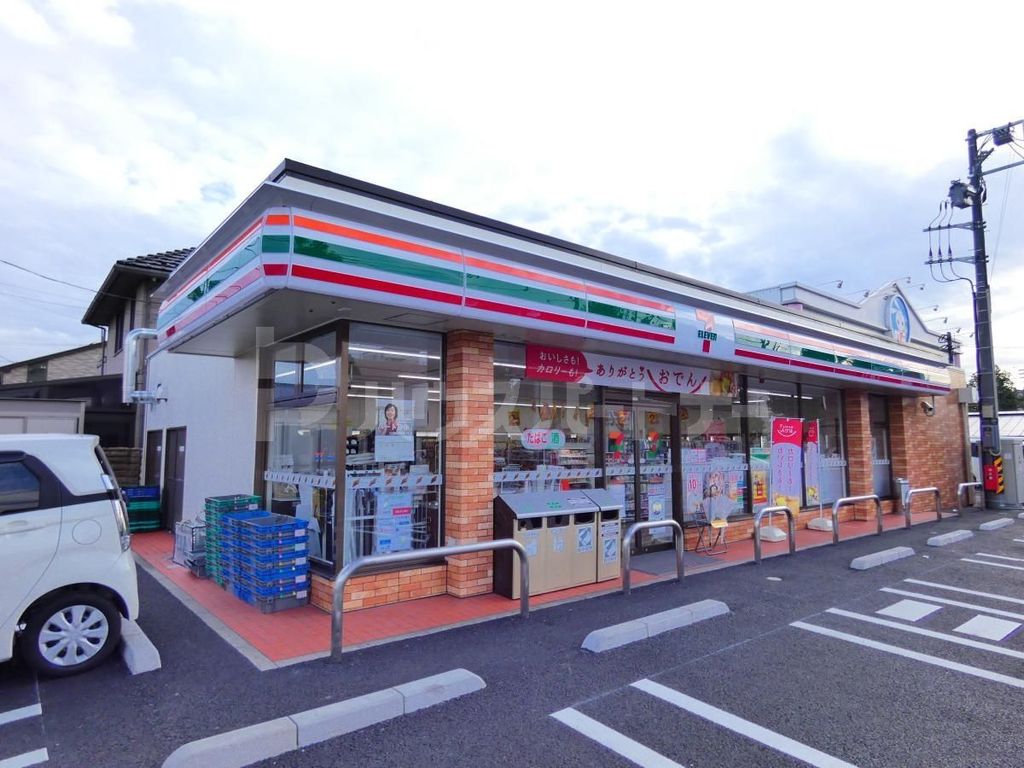 コンビニ　セブンイレブン江戸川鹿骨一丁目店（コンビニ）まで140m