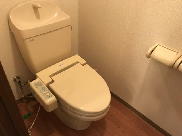 トイレ　シャワー付トイレ