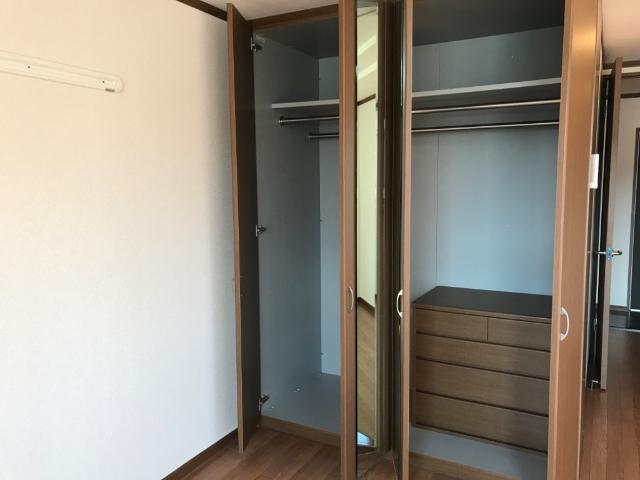収納　クローゼット