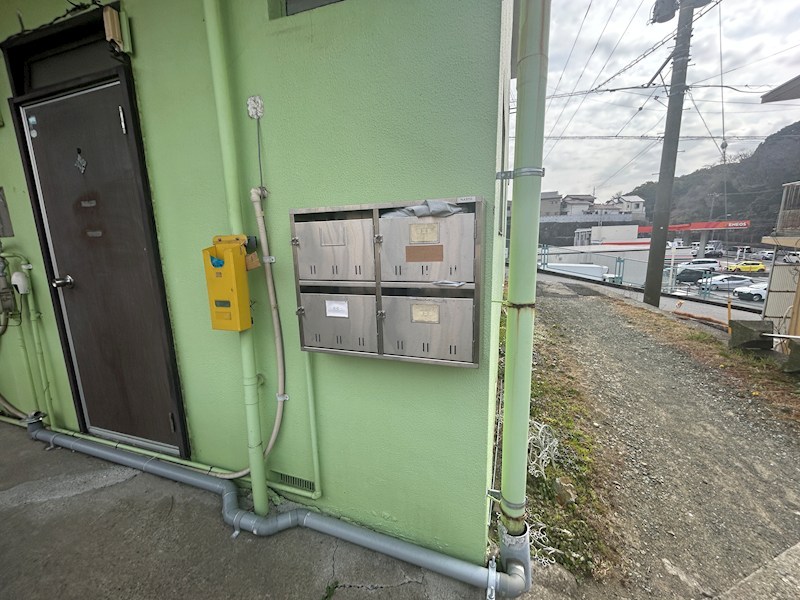 ＪＲ横須賀線 衣笠駅 徒歩17分 2階建 築57年の外観写真